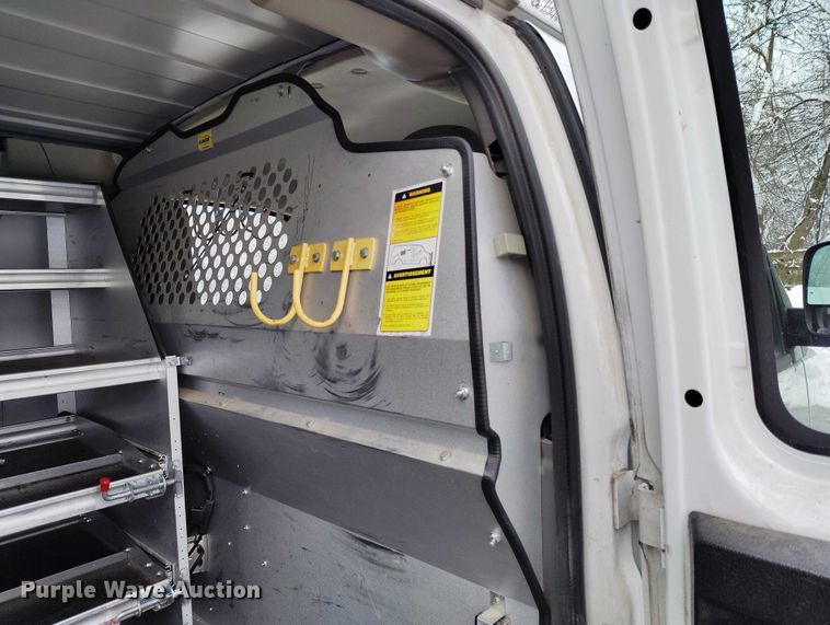 image for item IH9387 2014 Chevrolet Express van