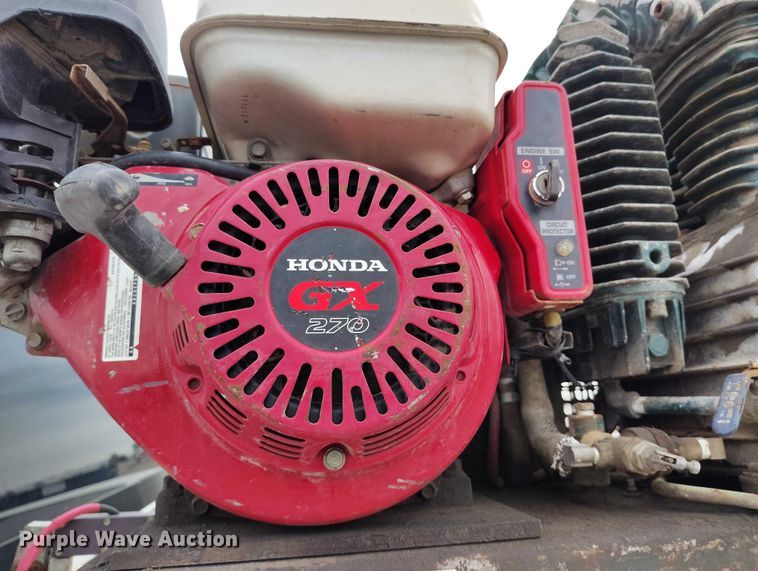 image for item IH9402 2012 Ford F250 Super Duty XLT utility bed pickup truck