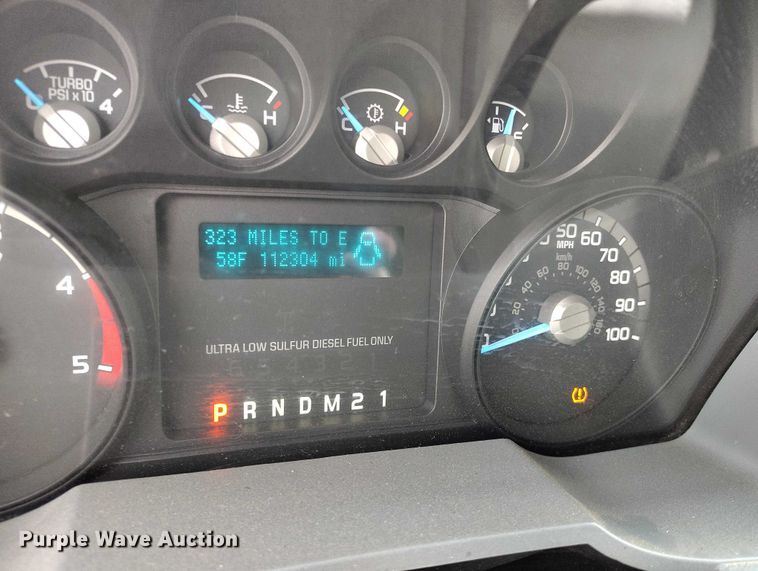 image for item IH9402 2012 Ford F250 Super Duty XLT utility bed pickup truck