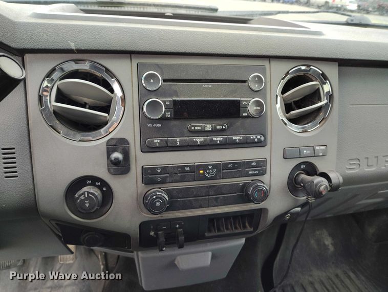 image for item IH9402 2012 Ford F250 Super Duty XLT utility bed pickup truck