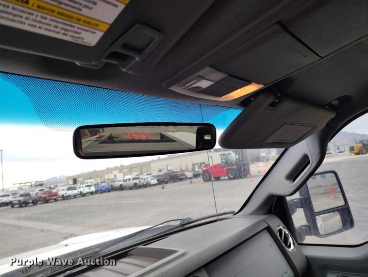 image for item IH9402 2012 Ford F250 Super Duty XLT utility bed pickup truck