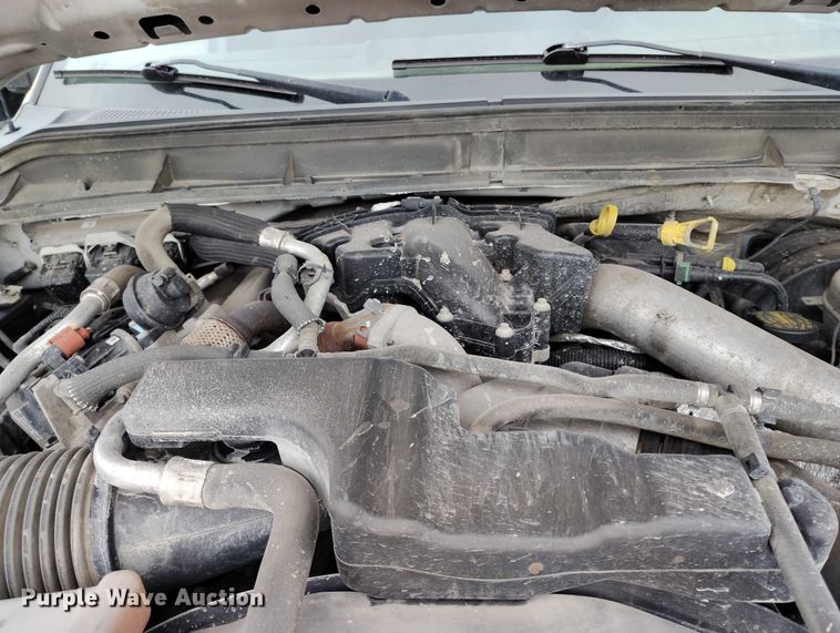 image for item IH9402 2012 Ford F250 Super Duty XLT utility bed pickup truck