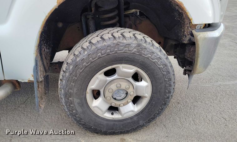 image for item IH9402 2012 Ford F250 Super Duty XLT utility bed pickup truck