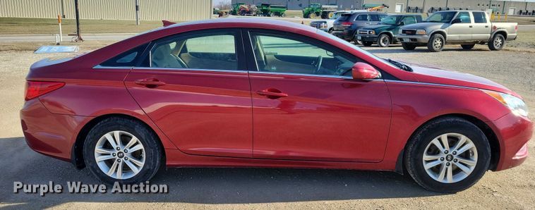 image for item NO9860 2013 Hyundai Sonata 
