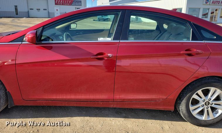 image for item NO9860 2013 Hyundai Sonata 