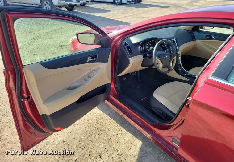 image for item NO9860 2013 Hyundai Sonata 