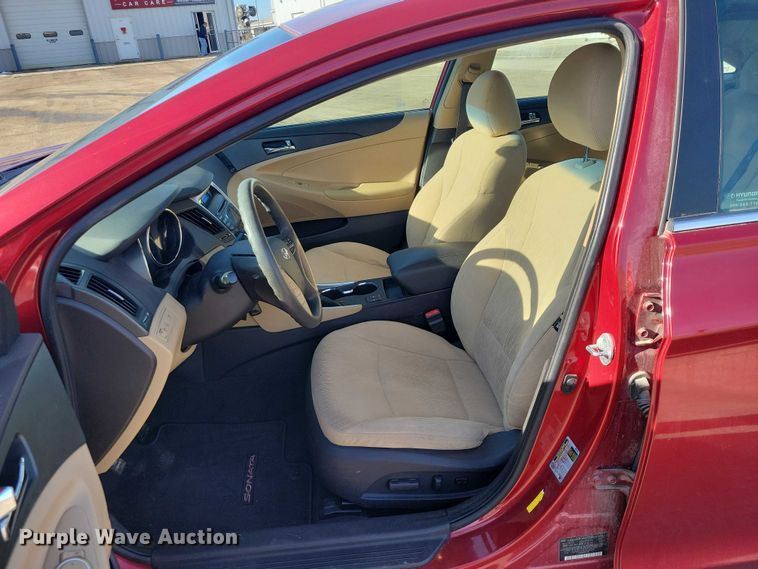 image for item NO9860 2013 Hyundai Sonata 