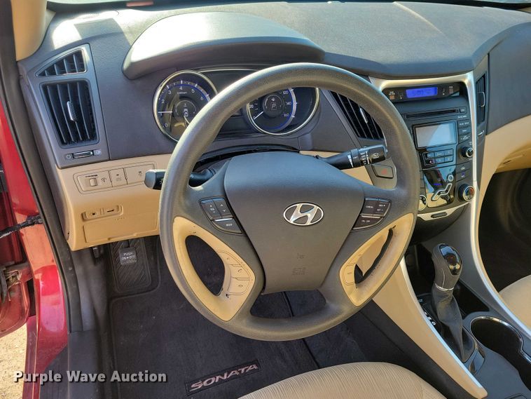 image for item NO9860 2013 Hyundai Sonata 