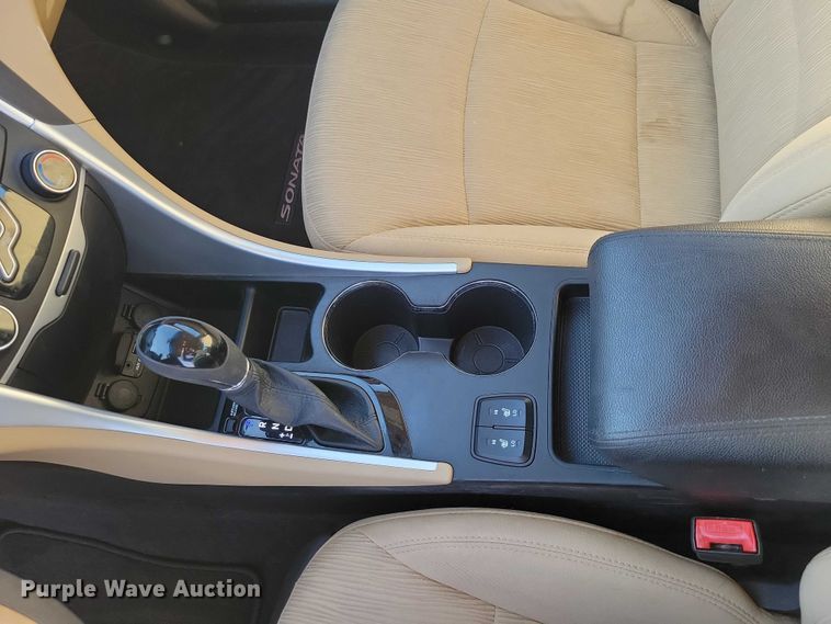 image for item NO9860 2013 Hyundai Sonata 