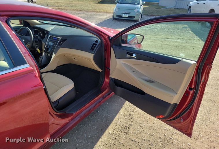 image for item NO9860 2013 Hyundai Sonata 