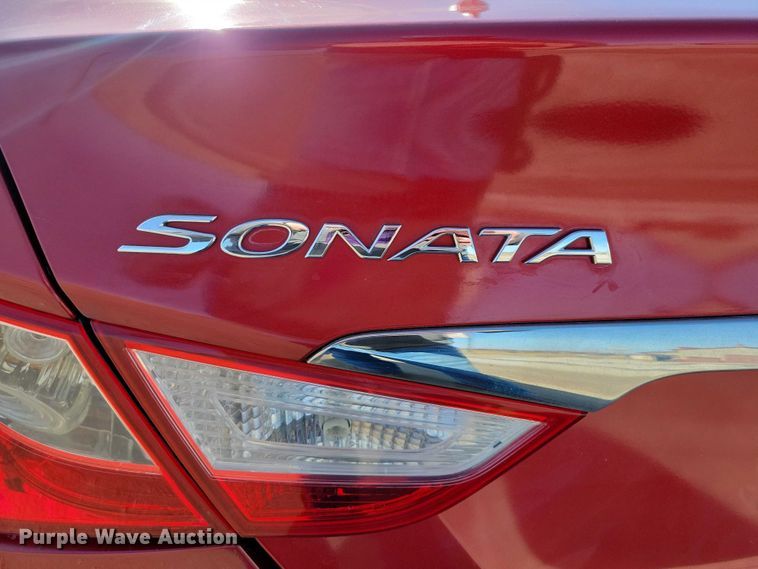 image for item NO9860 2013 Hyundai Sonata 