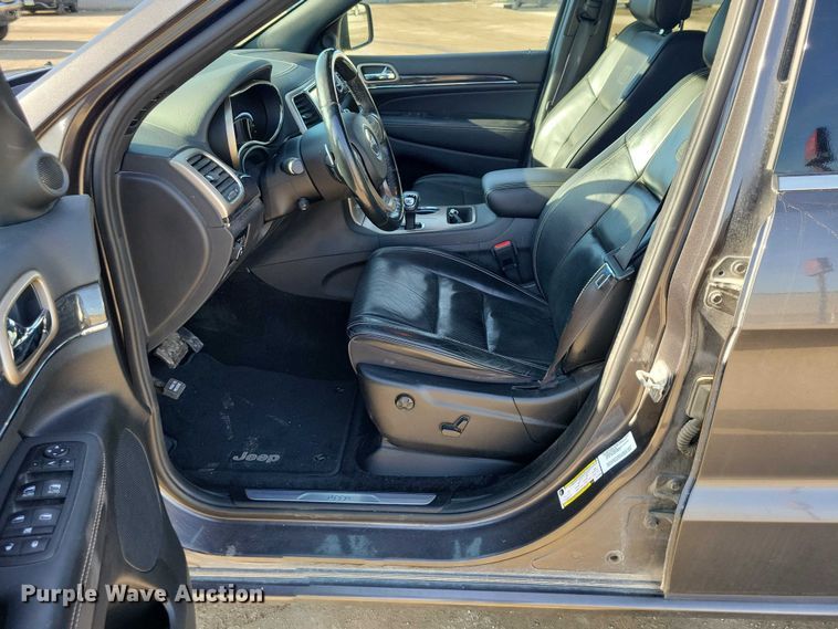 image for item NO9861 2014 Jeep Grand Cherokee Overland SUV