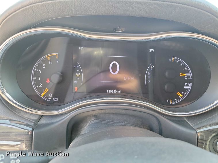 image for item NO9861 2014 Jeep Grand Cherokee Overland SUV