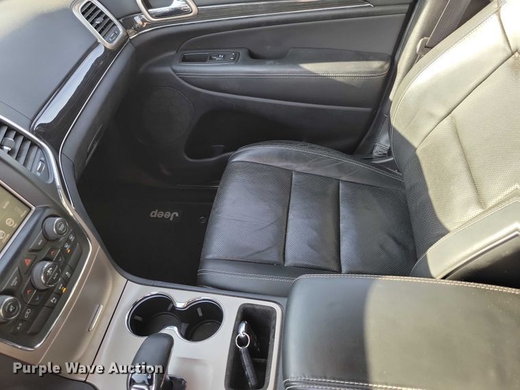 image for item NO9861 2014 Jeep Grand Cherokee Overland SUV