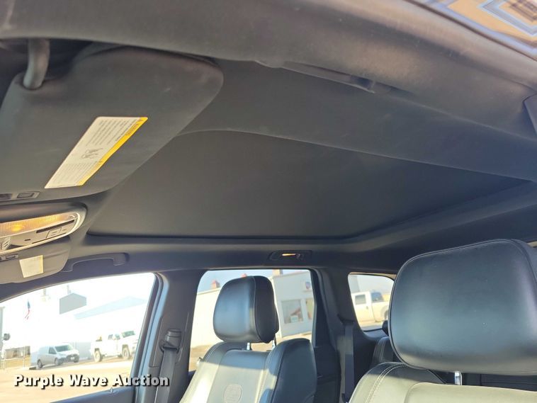 image for item NO9861 2014 Jeep Grand Cherokee Overland SUV