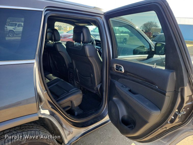 image for item NO9861 2014 Jeep Grand Cherokee Overland SUV