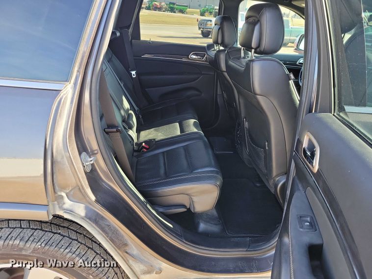 image for item NO9861 2014 Jeep Grand Cherokee Overland SUV