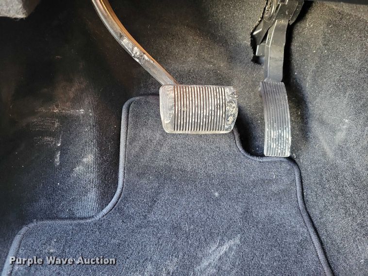 image for item NO9861 2014 Jeep Grand Cherokee Overland SUV