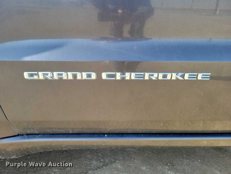 image for item NO9861 2014 Jeep Grand Cherokee Overland SUV