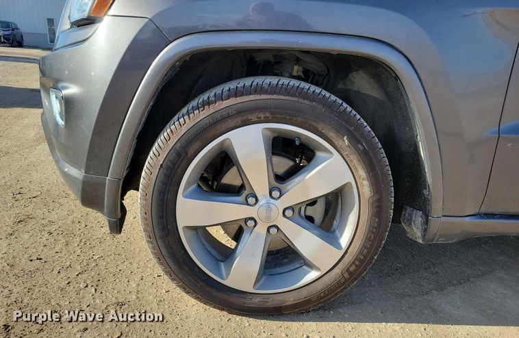 image for item NO9861 2014 Jeep Grand Cherokee Overland SUV