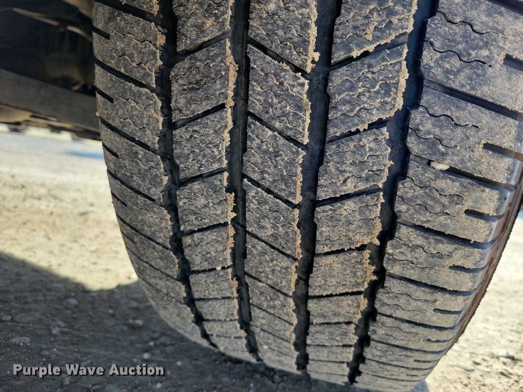 image for item NO9861 2014 Jeep Grand Cherokee Overland SUV