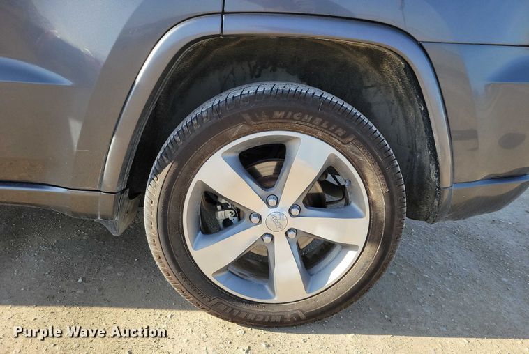 image for item NO9861 2014 Jeep Grand Cherokee Overland SUV