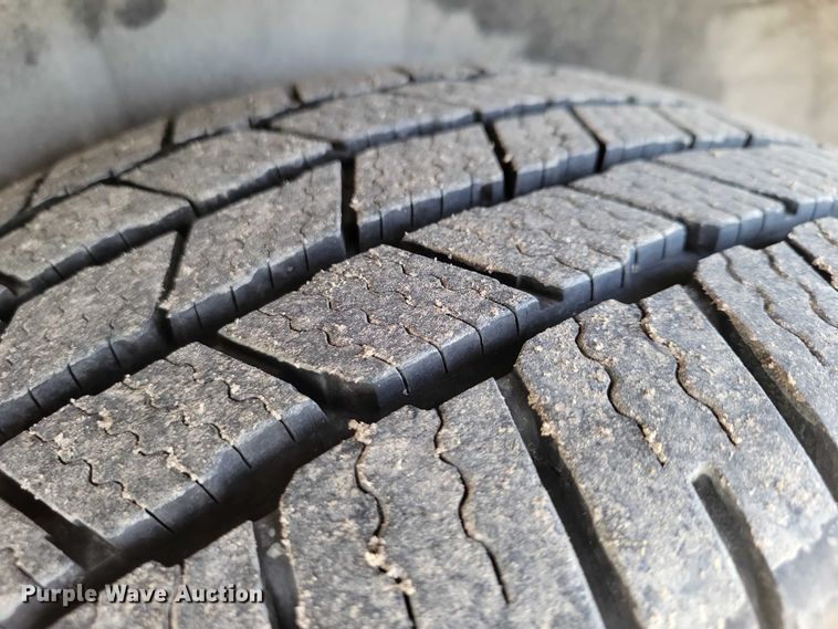 image for item NO9861 2014 Jeep Grand Cherokee Overland SUV