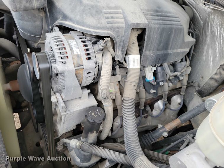 image for item NO9867 2017 Chevrolet Silverado 2500HD Crew Cab pickup truck