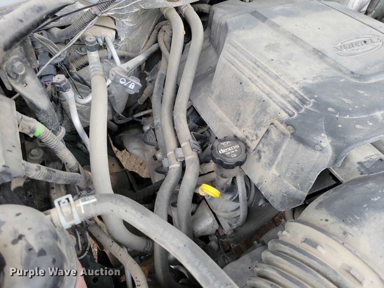 image for item NO9867 2017 Chevrolet Silverado 2500HD Crew Cab pickup truck