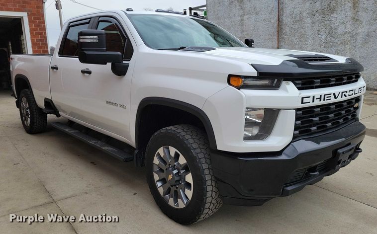 image for item NO9870 2021 Chevrolet Silverado 2500HD Crew Cab pickup truck