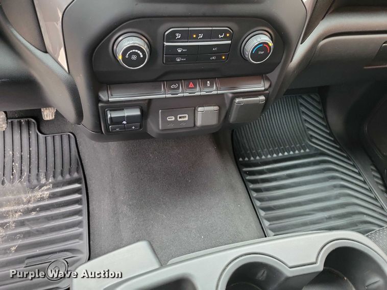 image for item NO9870 2021 Chevrolet Silverado 2500HD Crew Cab pickup truck