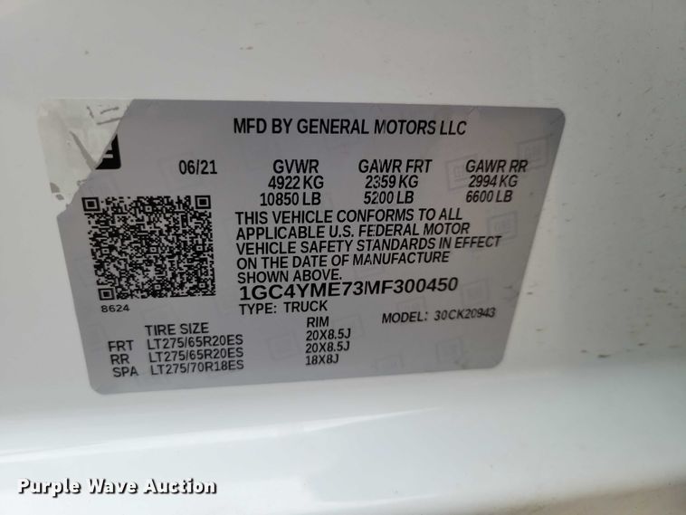 image for item NO9870 2021 Chevrolet Silverado 2500HD Crew Cab pickup truck