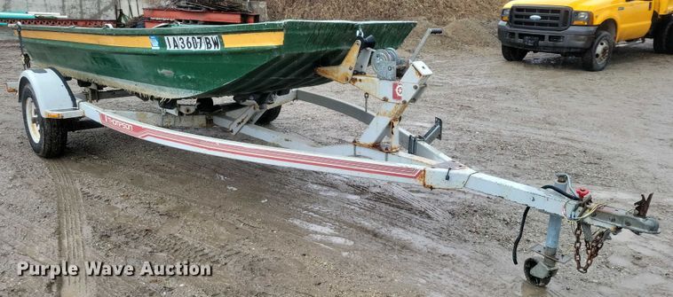 image for item NO9871 Boat