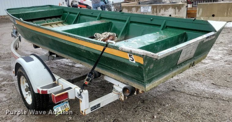 image for item NO9871 Boat