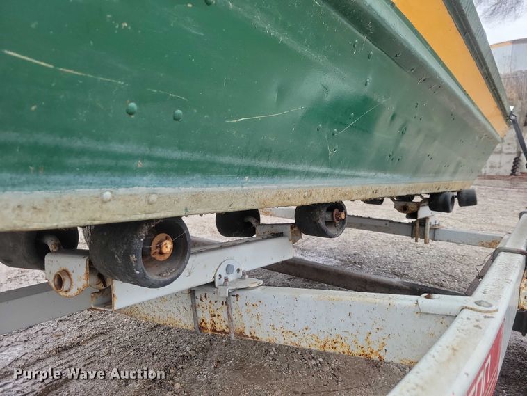 image for item NO9871 Boat