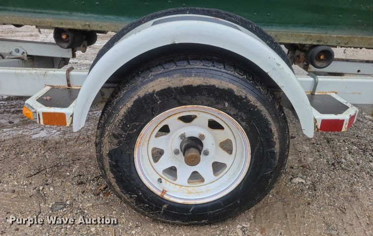 image for item NO9871 Boat