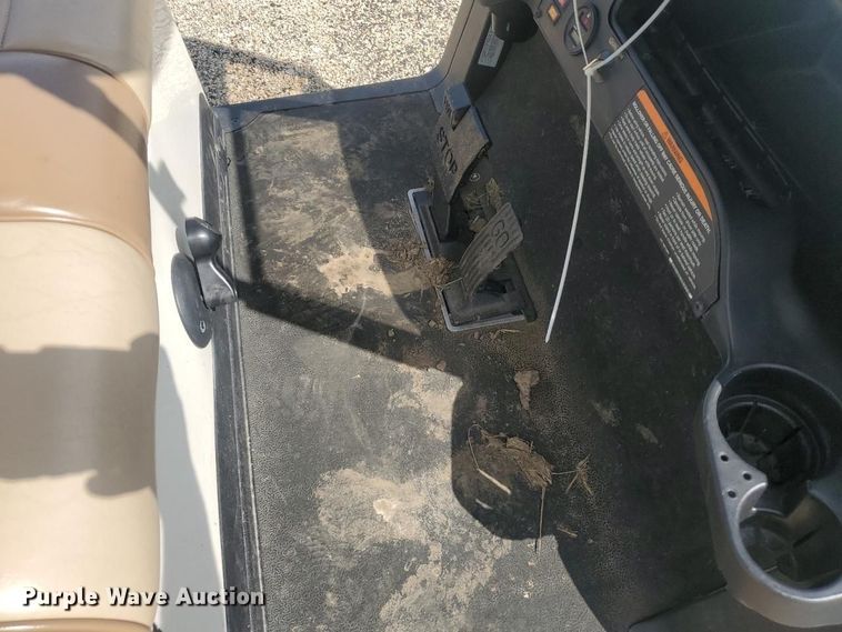 image for item YA0929 2022 Club Car Tempo Connect golf cart