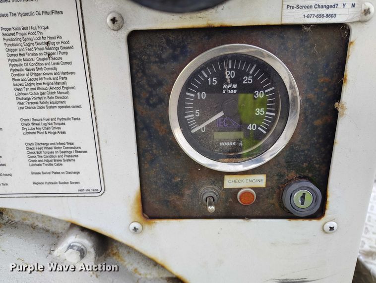 image for item YA1588 2017 Bandit 200UC wood chipper