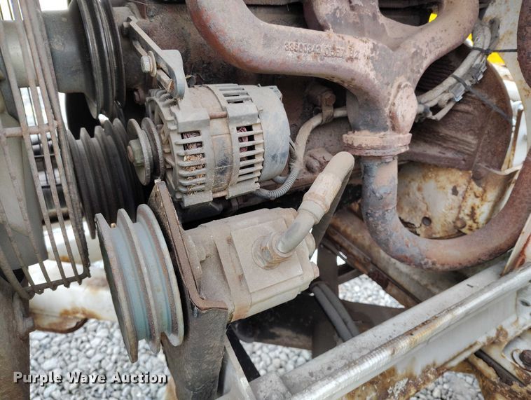 image for item YA1588 2017 Bandit 200UC wood chipper