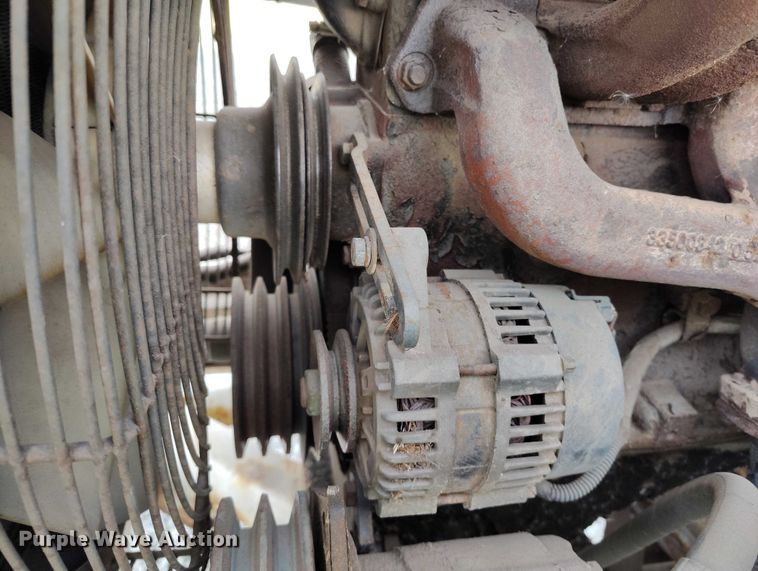 image for item YA1588 2017 Bandit 200UC wood chipper