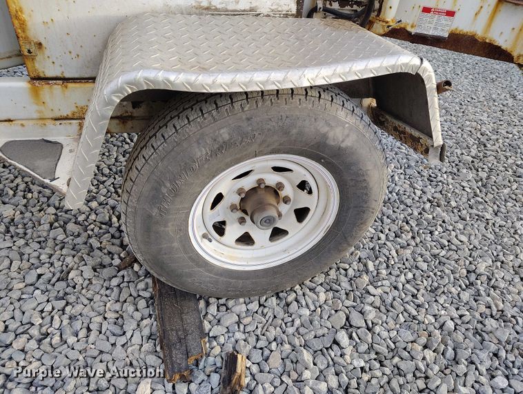 image for item YA1588 2017 Bandit 200UC wood chipper