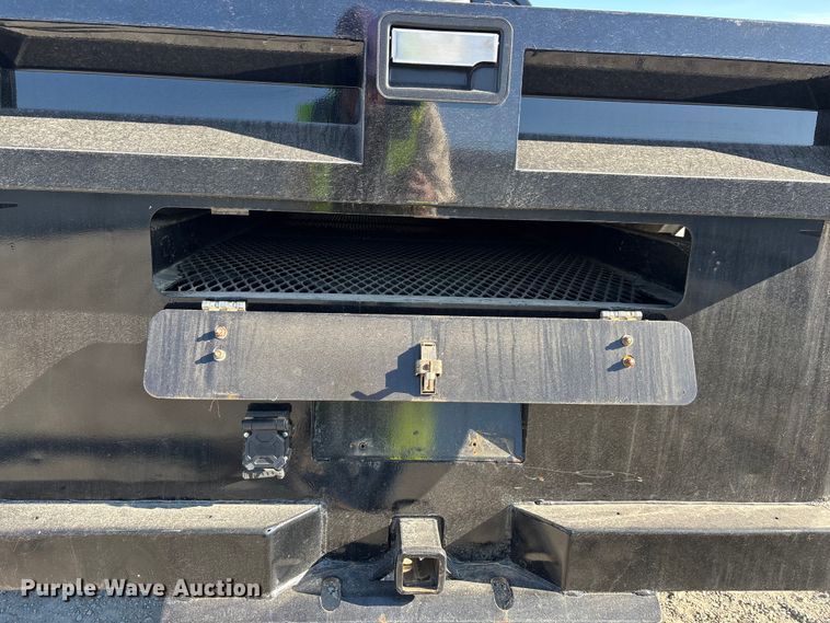 image for item YA1681 2019 Ford F350 Super Duty XL flatbed pickup truck