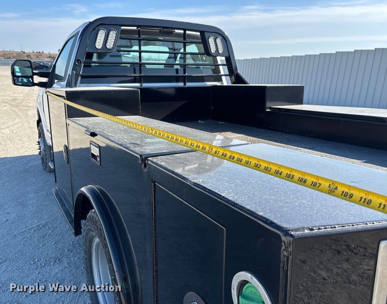 image for item YA1681 2019 Ford F350 Super Duty XL flatbed pickup truck
