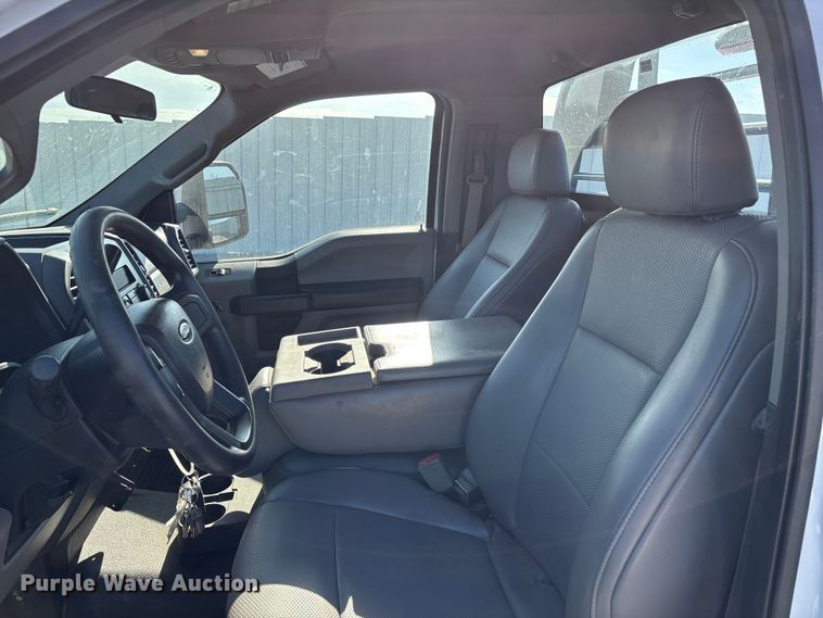 image for item YA1681 2019 Ford F350 Super Duty XL flatbed pickup truck