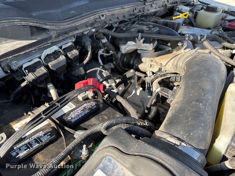 image for item YA1681 2019 Ford F350 Super Duty XL flatbed pickup truck