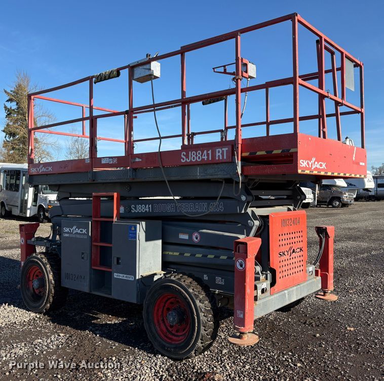 image for item YA1747 SkyJack SJ8841 RT scissor lift