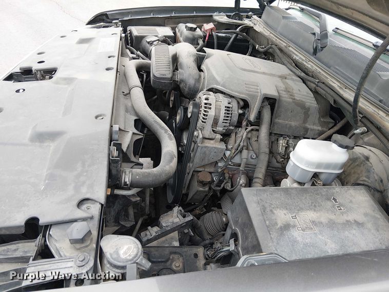 image for item YA1772 2011 Chevrolet Silverado 1500 Crew Cab pickup truck