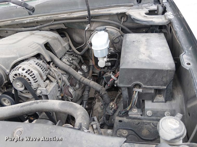 image for item YA1772 2011 Chevrolet Silverado 1500 Crew Cab pickup truck