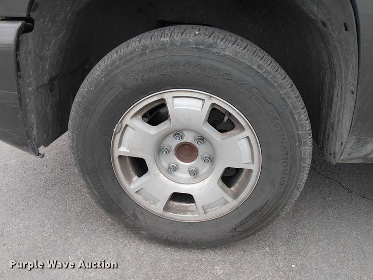 image for item YA1772 2011 Chevrolet Silverado 1500 Crew Cab pickup truck