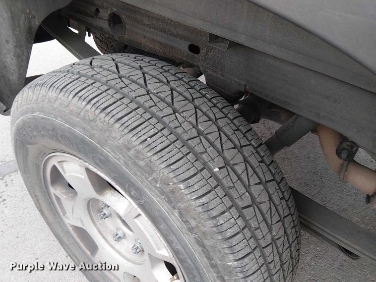 image for item YA1772 2011 Chevrolet Silverado 1500 Crew Cab pickup truck